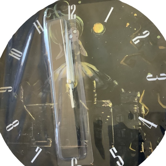 HAunting of Hill House Black Wall Clock Burtonesque - Picture 2 of 4